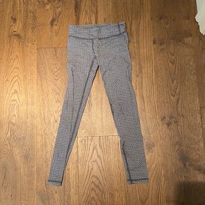 Ivivva size 10 girls leggings